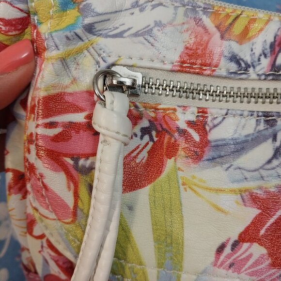 3090 Small Bruno Cross Body Bag In Pink, White and Yellow. - Picture 2 of 11